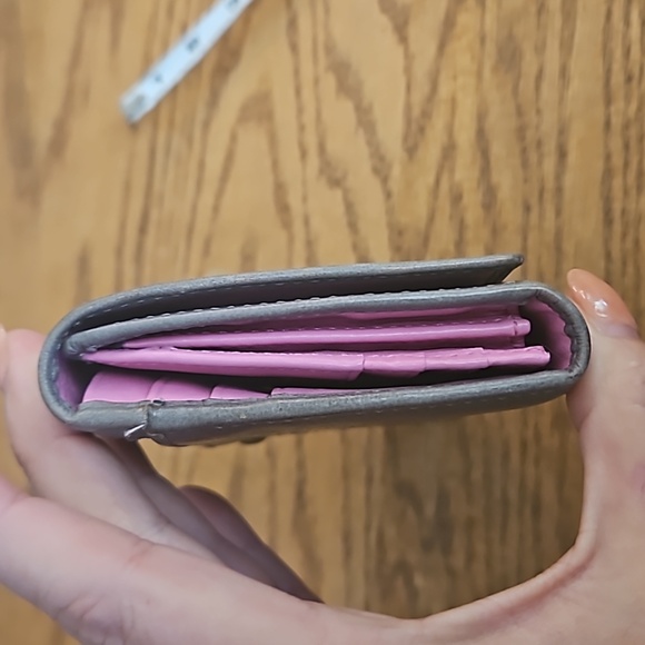 Coach Legacy Garcia Trifold gray leather wallet with pink interior - Picture 10 of 15